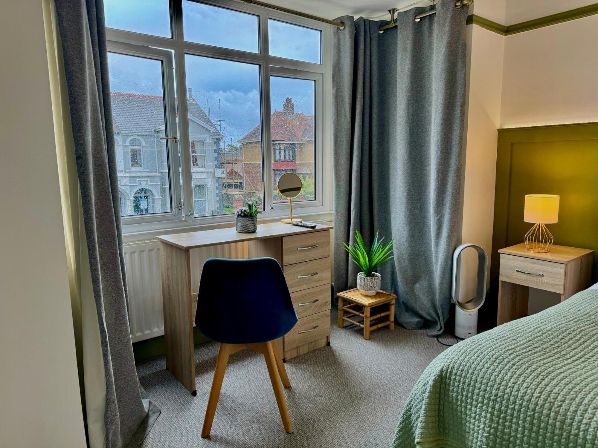 Coastal Park Accommodation Ланели Екстериор снимка