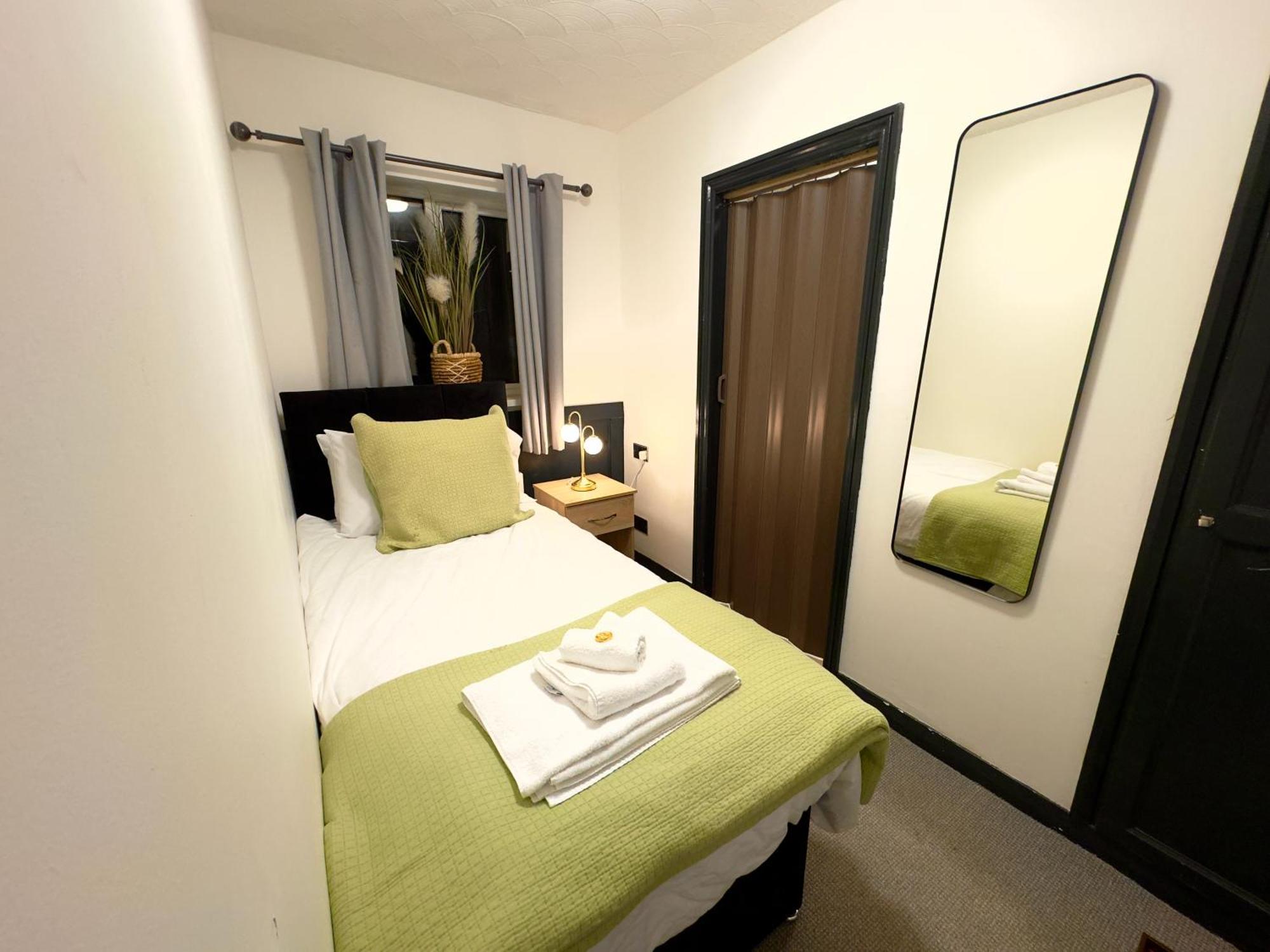Coastal Park Accommodation Ланели Екстериор снимка