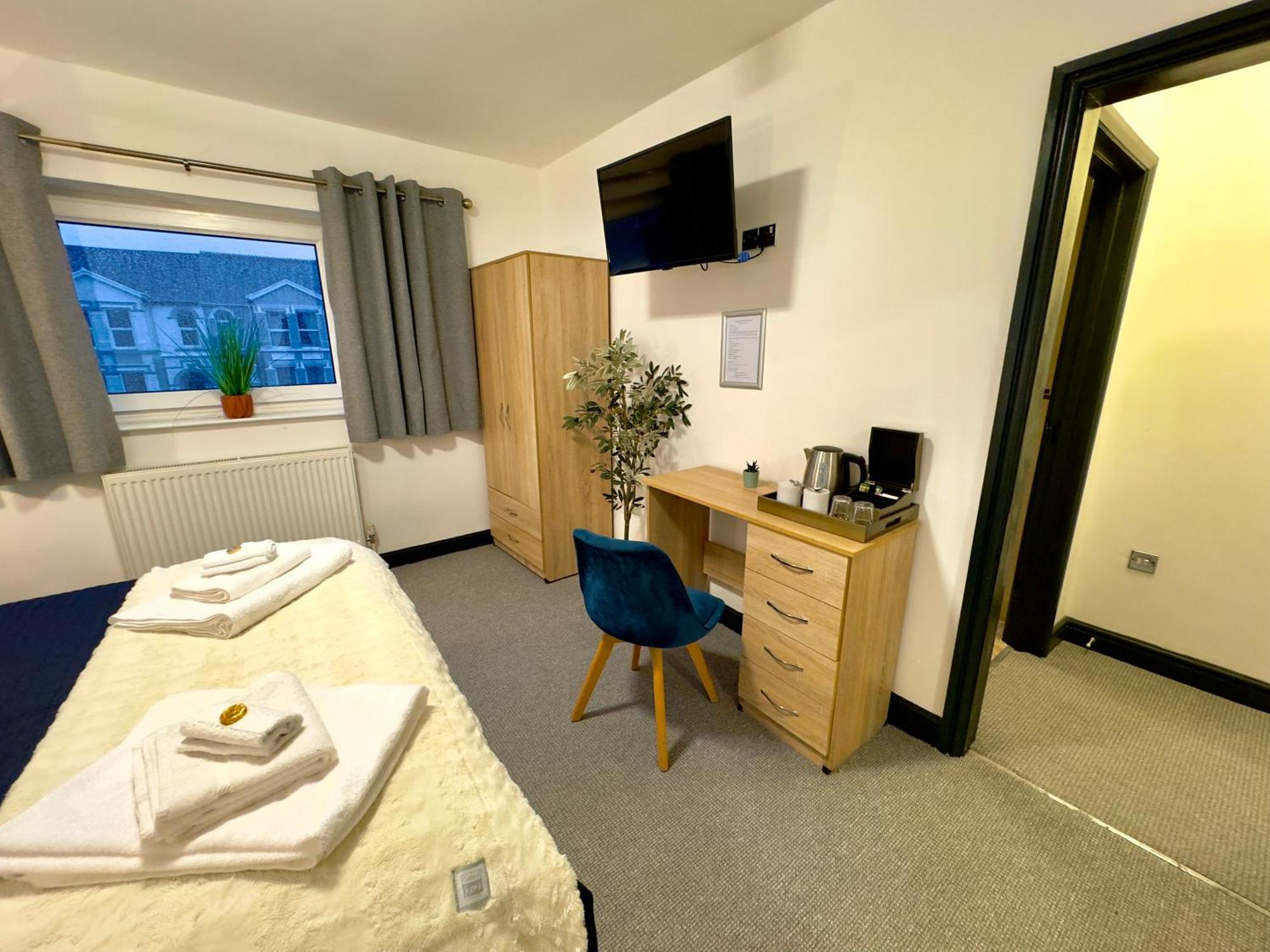 Coastal Park Accommodation Ланели Екстериор снимка