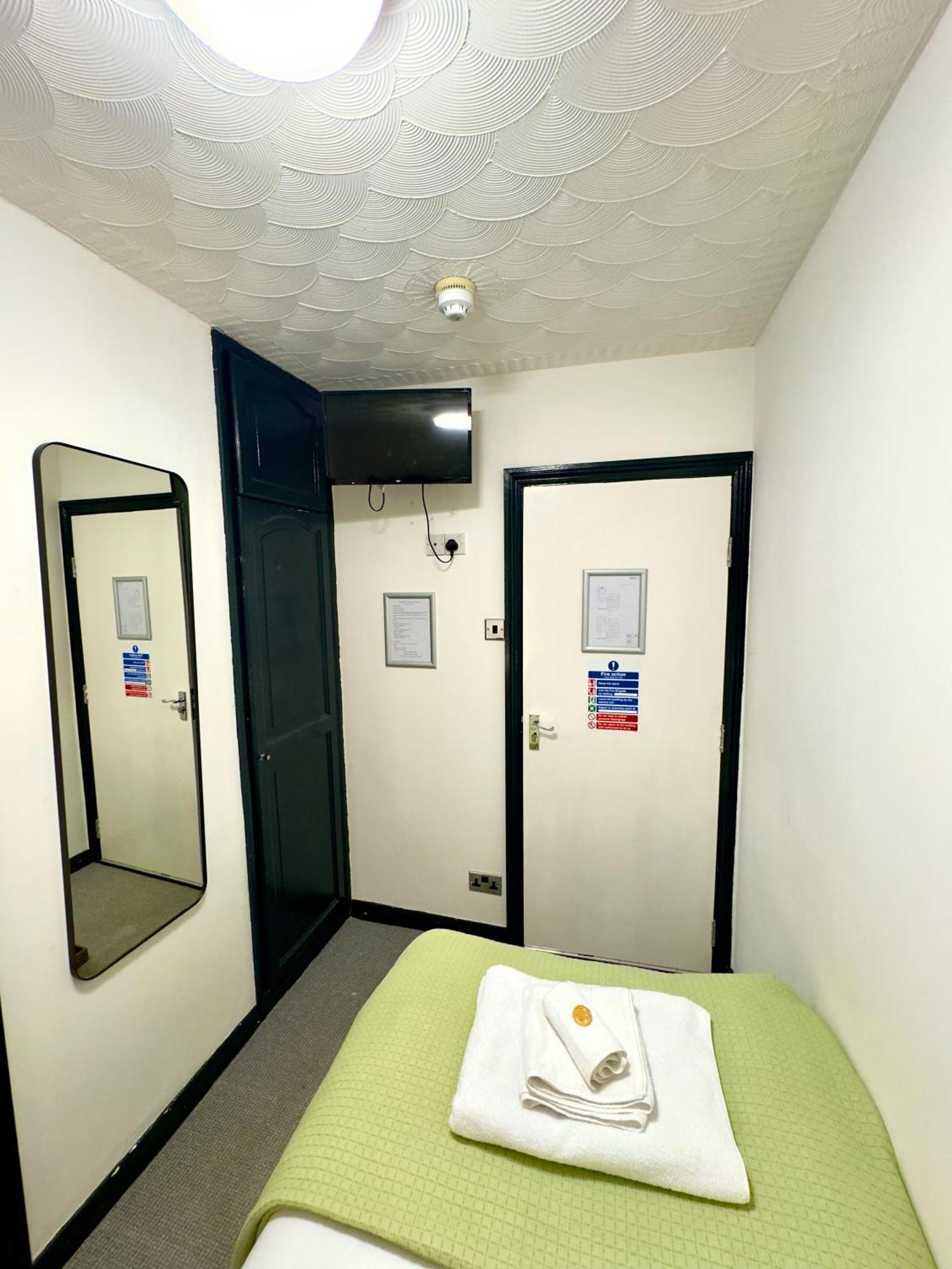 Coastal Park Accommodation Ланели Екстериор снимка